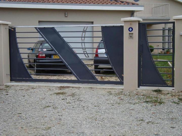Installation de portail métallique Valence